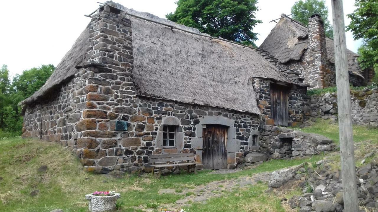 Appartement Le Petit Séguret à Le Puy-en-Velay Extérieur photo